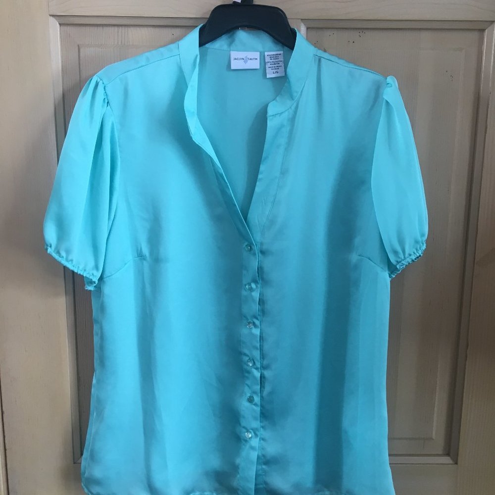 Jaclyn Smith Short Sleeve Seafoam/Teal Blouse - Size L - SEE COLOR NOTE